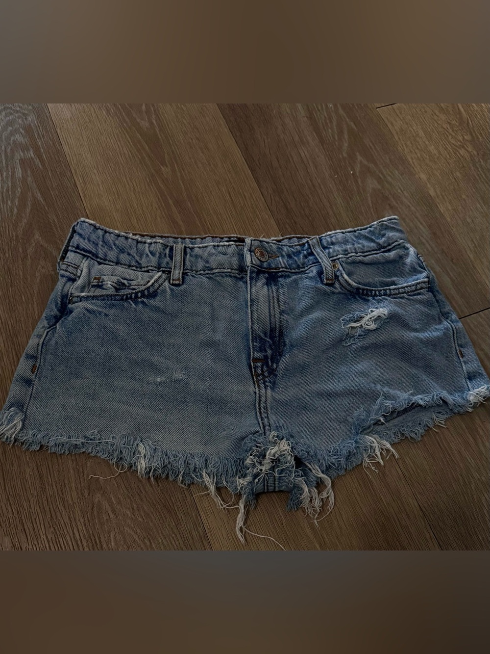Forever 21 Girls Distressed Denim Cutoff Shorts Size 13/14 (girls xl/ womens 0)